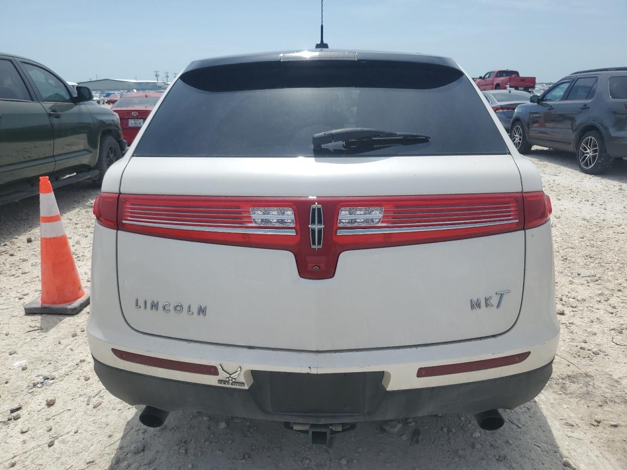 2018 Lincoln Mkt VIN: 2LMHJ5AT7JBL01516 Lot: 56575205
