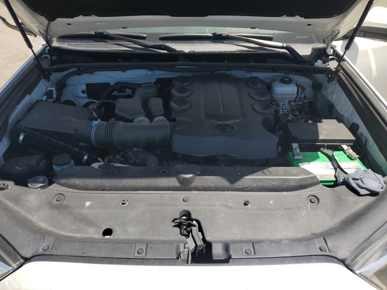 2018 Toyota 4Runner Sr5/Sr5 Premium VIN: JTEBU5JR8J5533639 Lot: 56989305