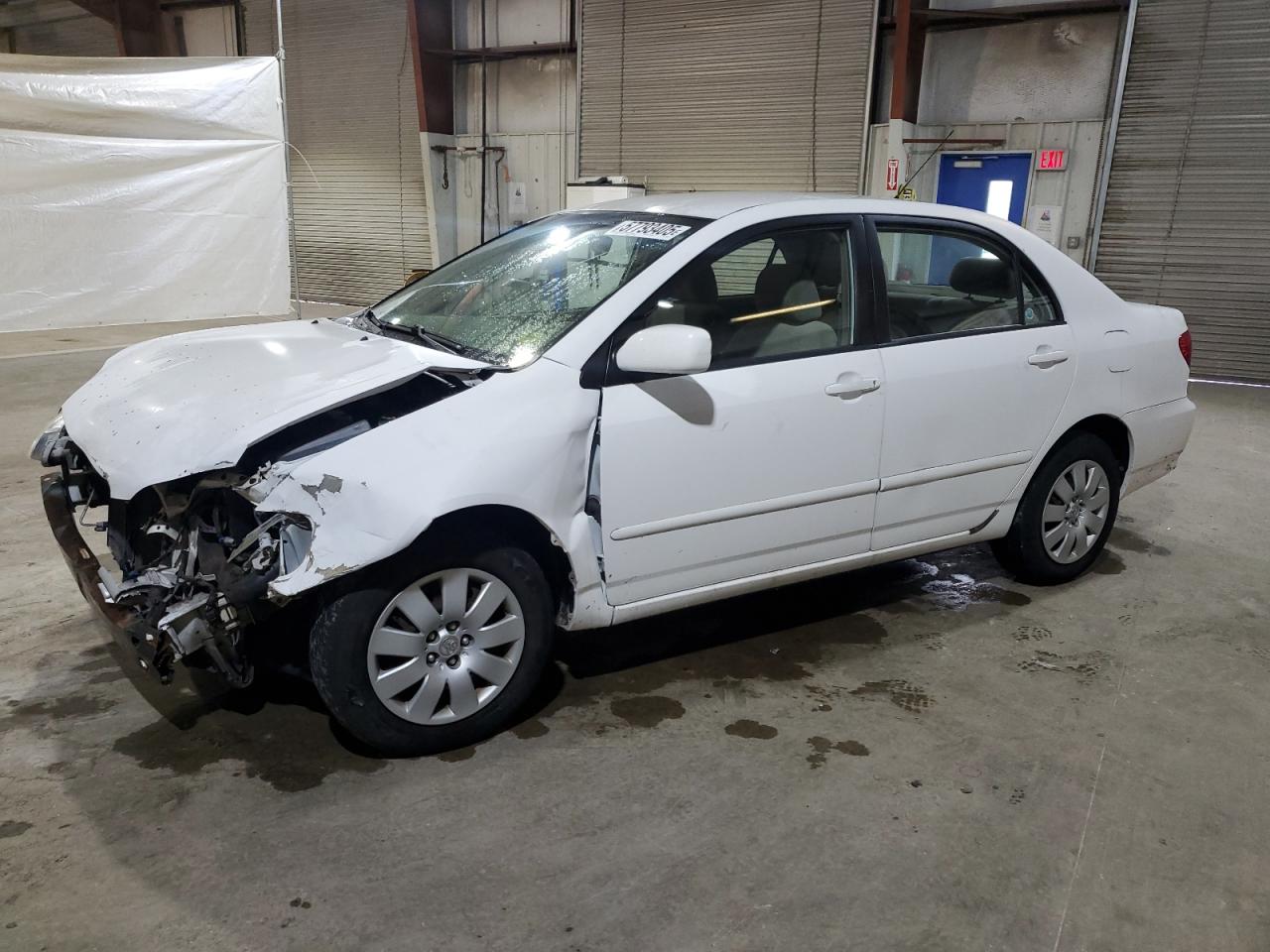 2003 Toyota Corolla Ce იყიდება North Billerica-ში, MA - Front End