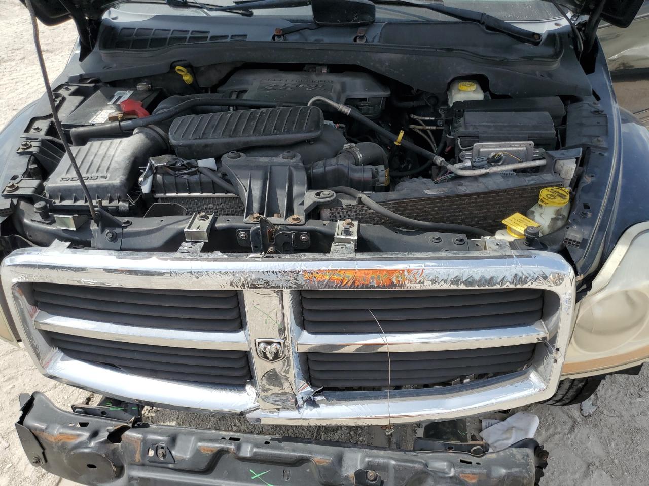 2005 Dodge Durango Slt VIN: 1D4HD48D15F617629 Lot: 58730925