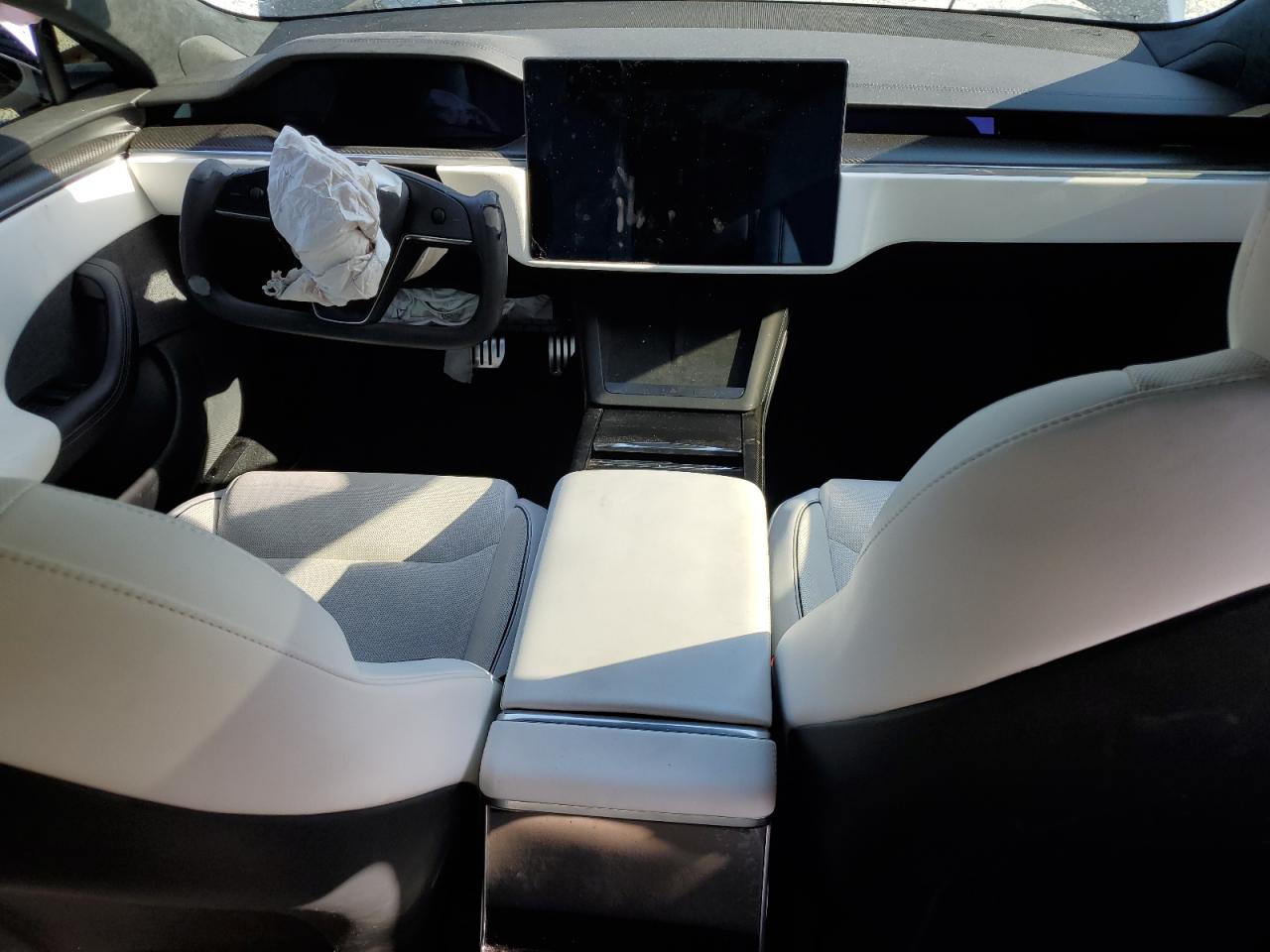 2022 Tesla Model S VIN: 5YJSA1E65NF489996 Lot: 57205325
