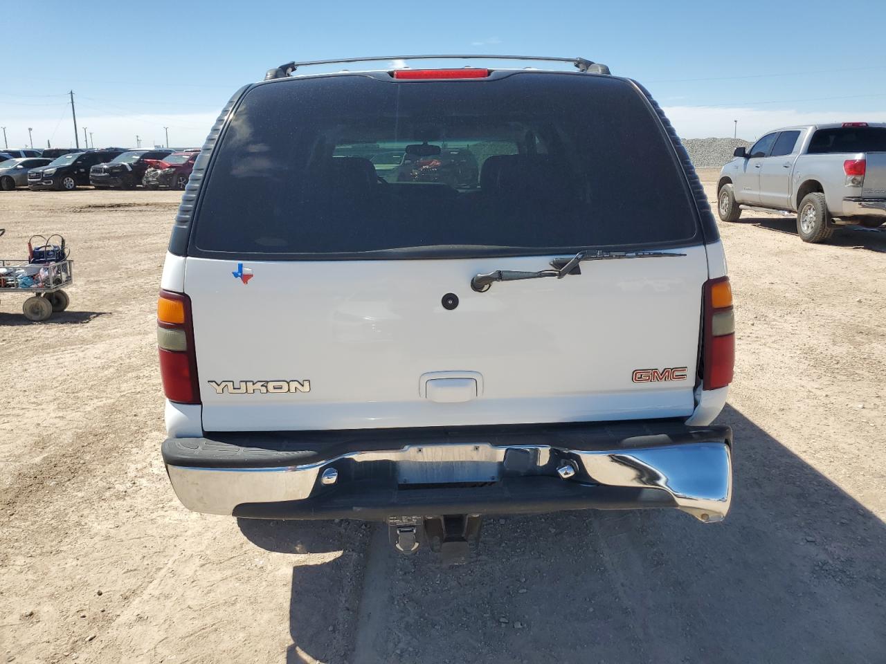 2001 GMC Yukon VIN: 1GKEC13T81J152049 Lot: 56494675