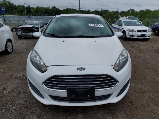 Седаны FORD FIESTA 2014 Белый