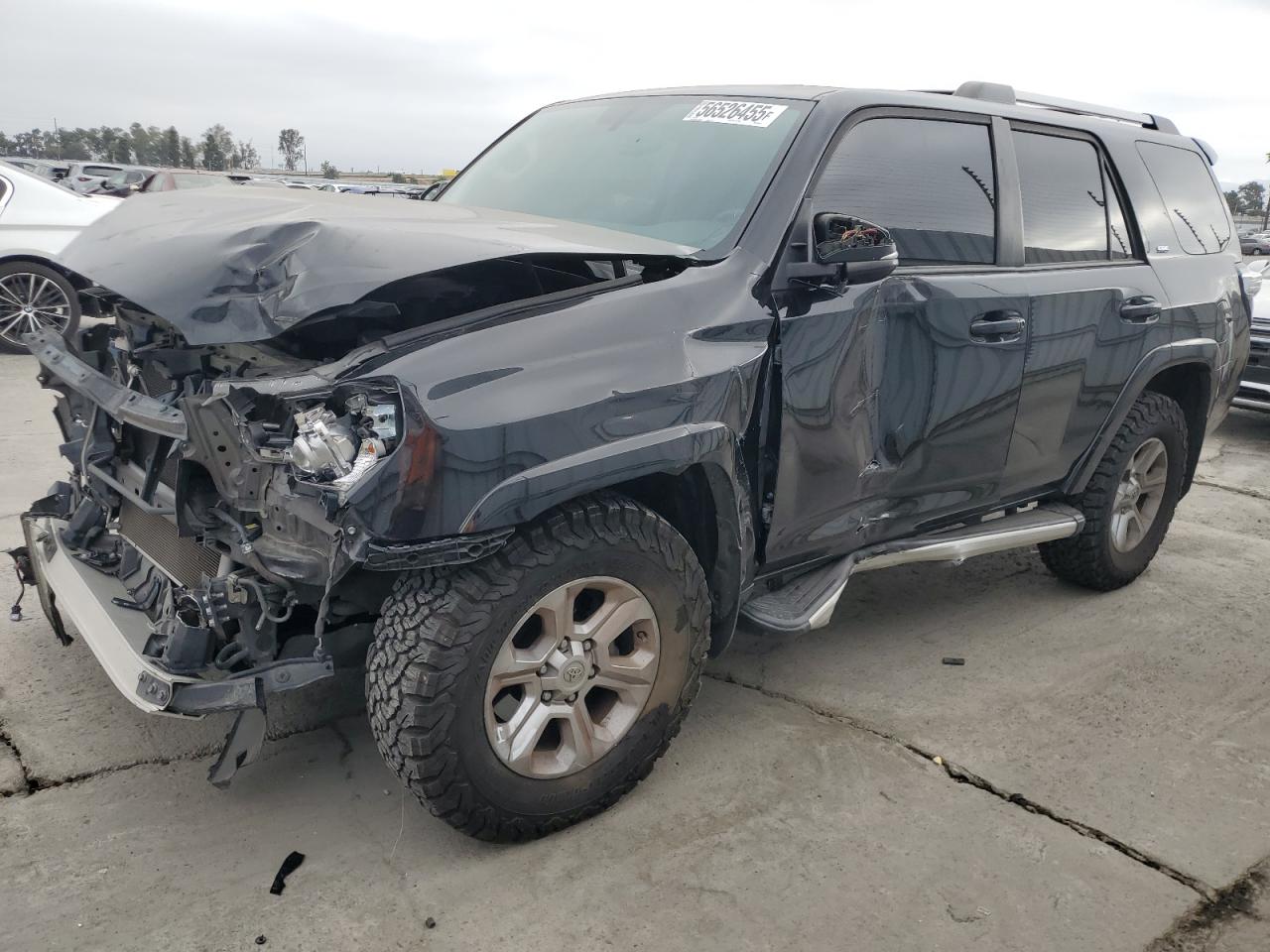 2019 Toyota 4Runner Sr5/Sr5 Premium للبيع في Sun Valley، CA - Front End