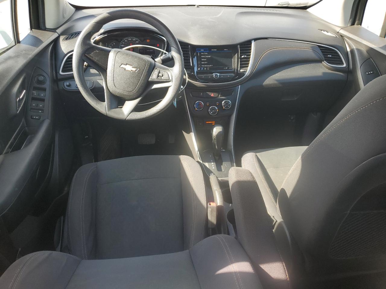 2018 Chevrolet Trax Ls VIN: 3GNCJKSB3JL211368 Lot: 57501275