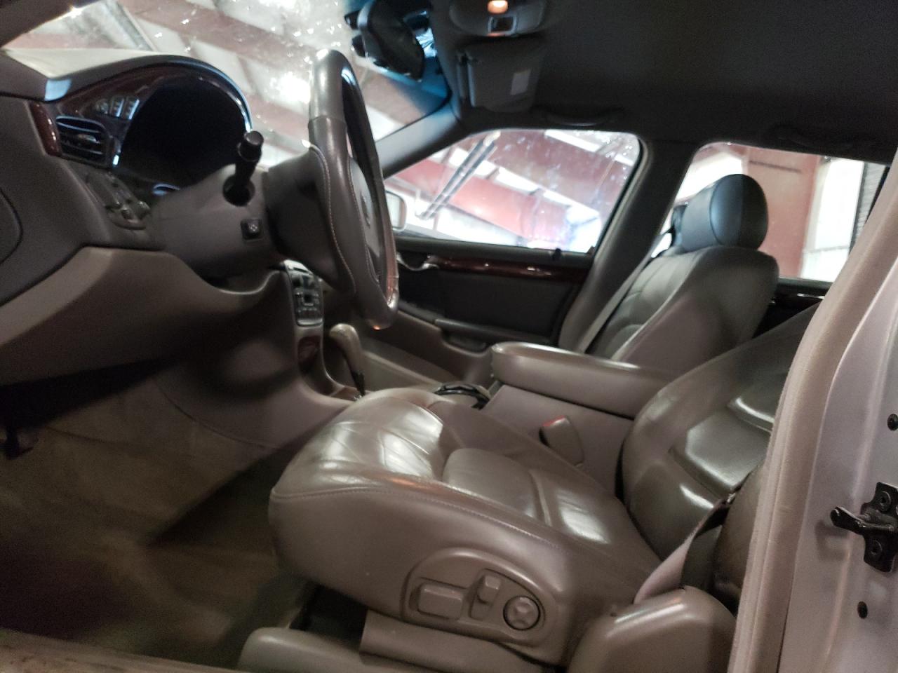 2000 Cadillac Deville Dts VIN: 1G6KF5793YU252454 Lot: 56850575