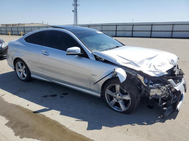 Купе MERCEDES-BENZ C-CLASS 2012 Серебристый