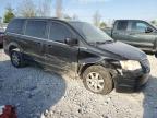 2010 Chrysler Town & Country Touring na sprzedaż w Wayland, MI - Side