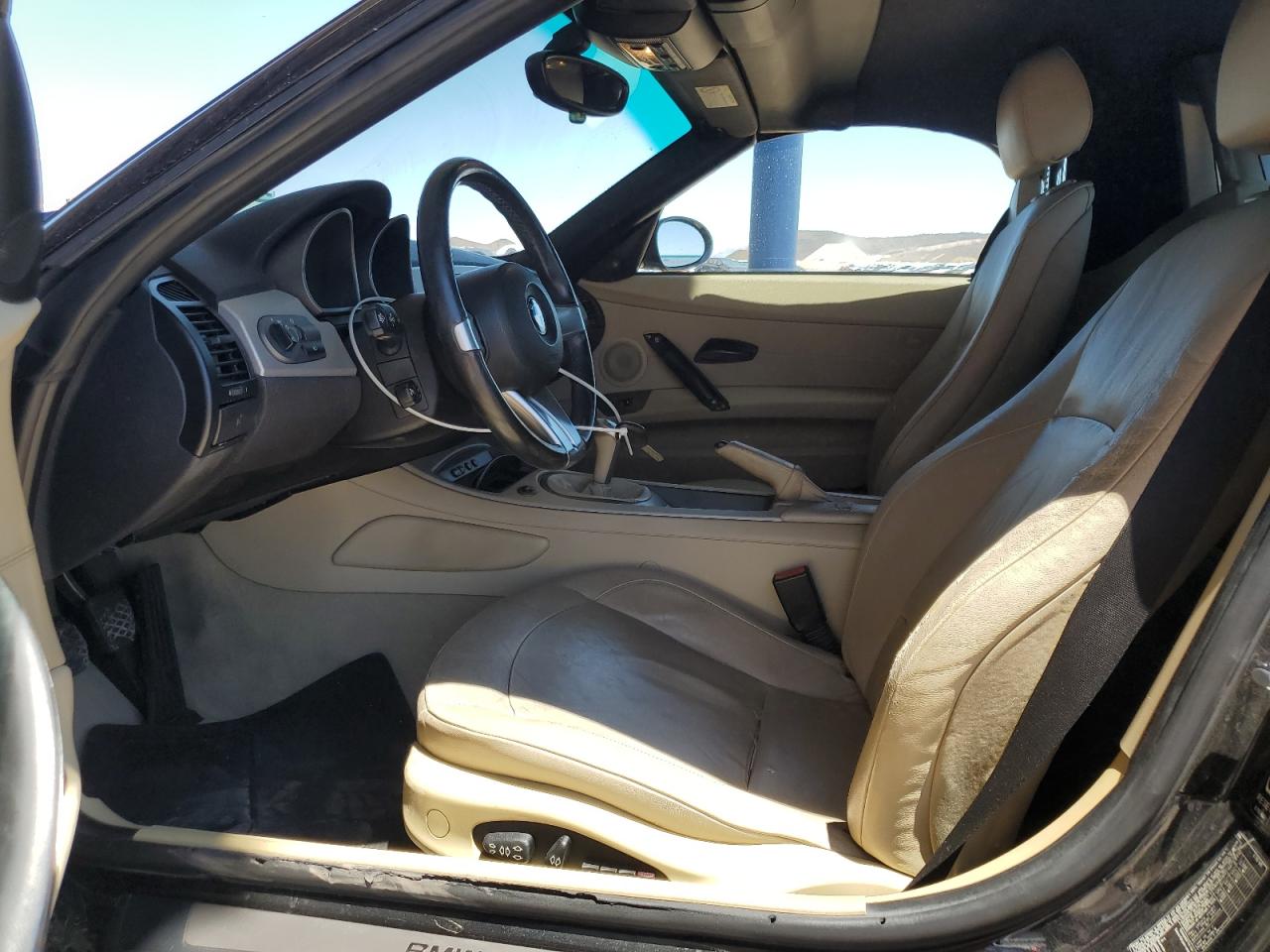 2003 BMW Z4 3.0 VIN: 4USBT53433LT21068 Lot: 56408965
