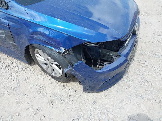 2019 VOLKSWAGEN POLO SE TS