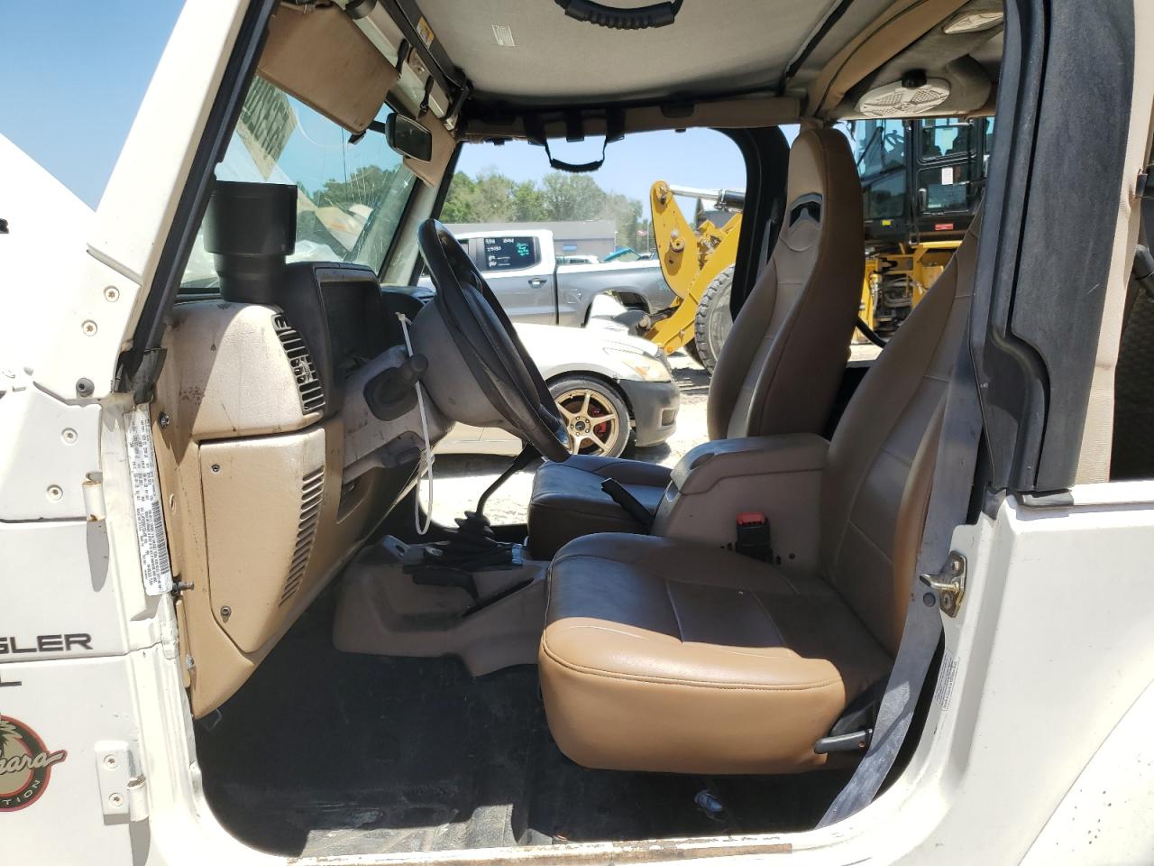 2001 Jeep Wrangler / Tj Sahara VIN: 1J4FA59S81P321490 Lot: 57320005