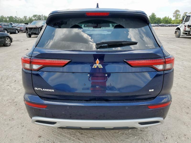  MITSUBISHI OUTLANDER 2024 Granatowy