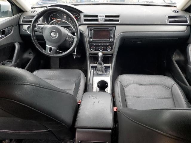 Sedans VOLKSWAGEN PASSAT 2014 Silver
