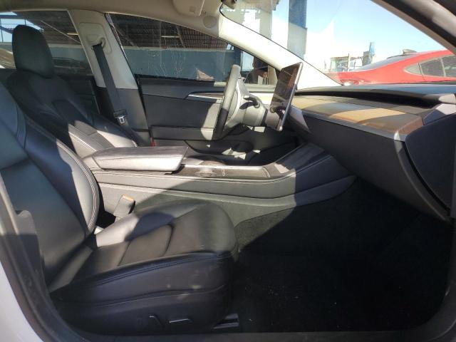  TESLA MODEL 3 2022 Белый