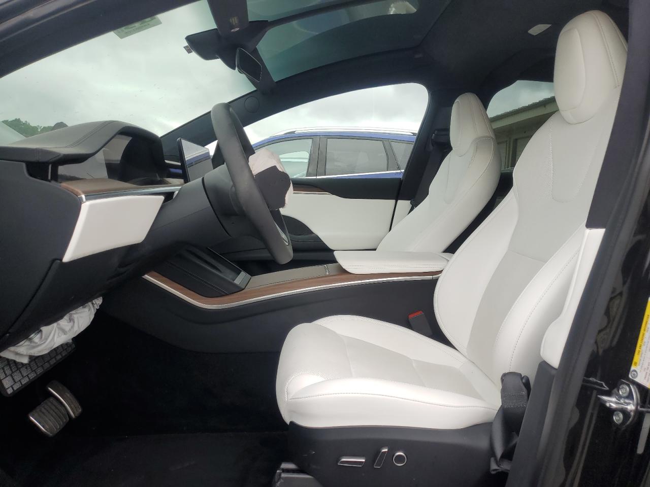 2024 Tesla Model X VIN: 7SAXCAE58RF447127 Lot: 56040635