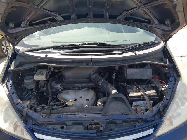2004 TOYOTA PREVIA T3