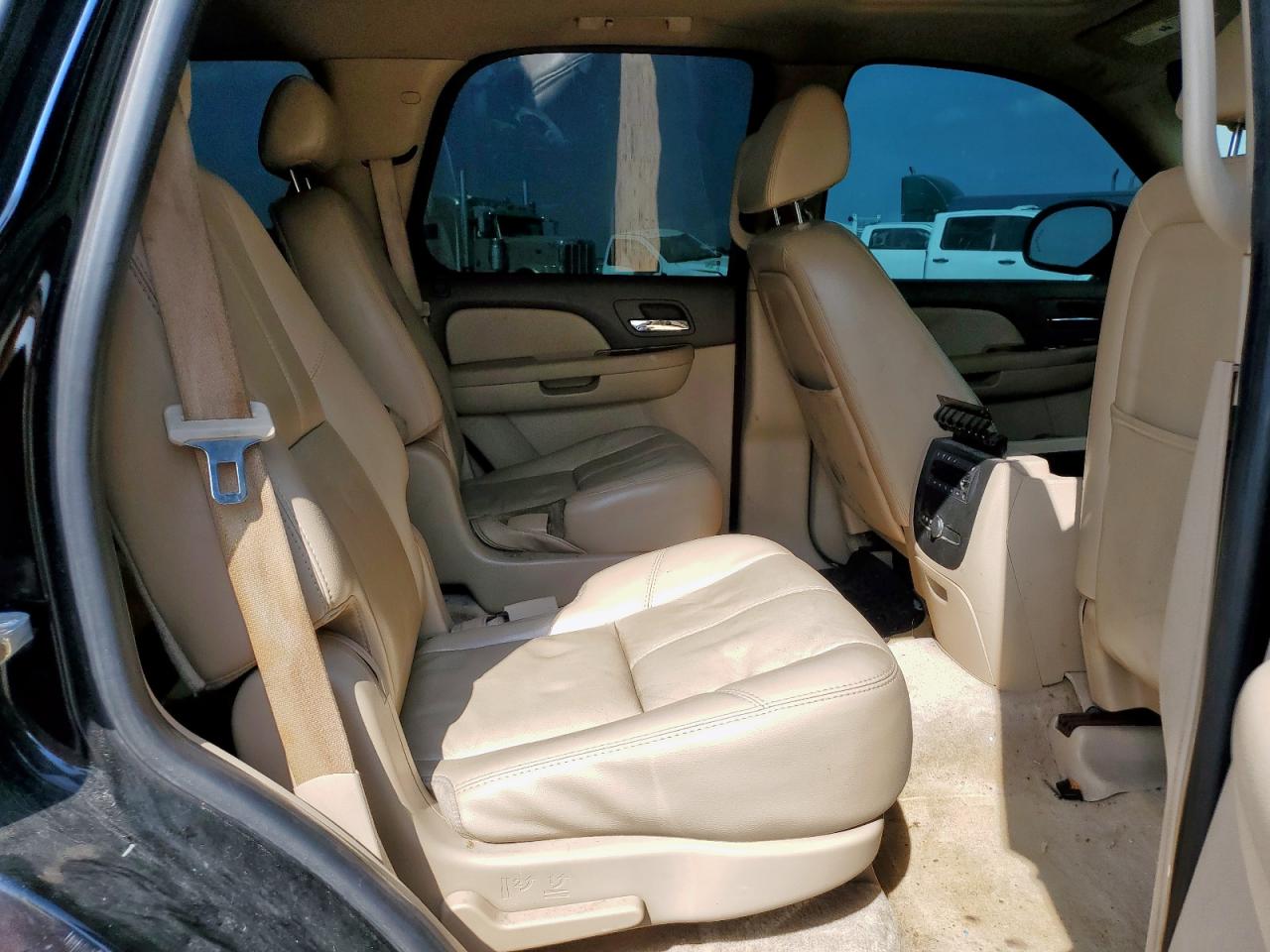 2007 GMC Yukon VIN: 1GKFK13047R209211 Lot: 57349725