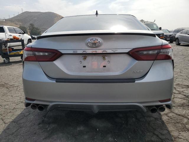  TOYOTA CAMRY 2021 Серебристый