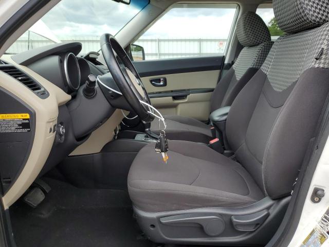 Parquets KIA SOUL 2013 Biały