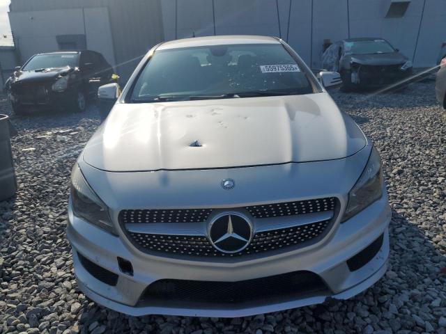 Sedans MERCEDES-BENZ CLA-CLASS 2014 Srebrny