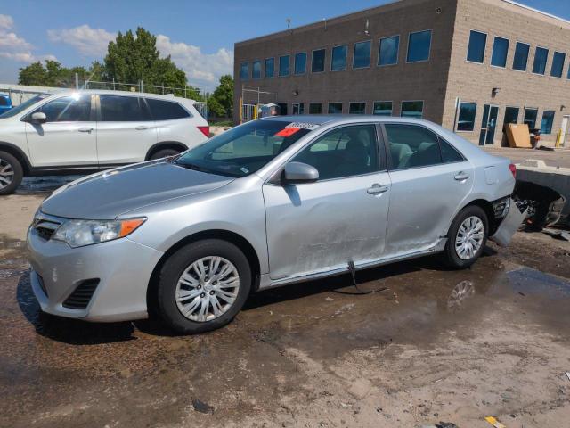  TOYOTA CAMRY 2013 Серебристый