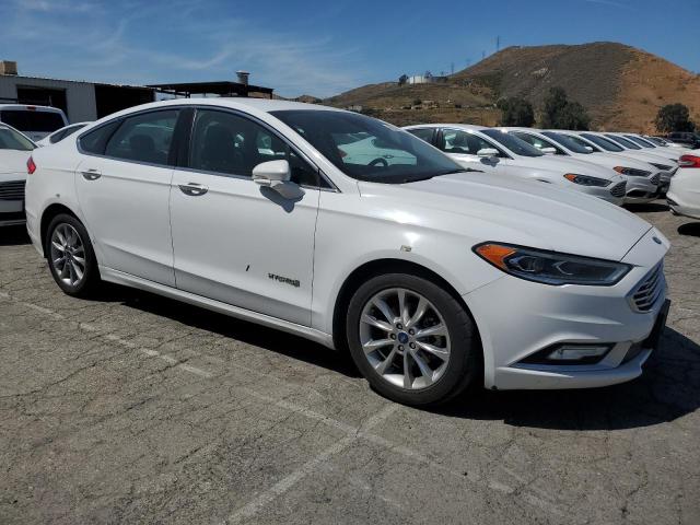 Седани FORD FUSION 2017 Білий