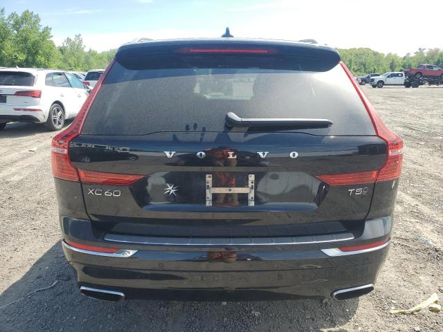  VOLVO XC60 2021 Черный