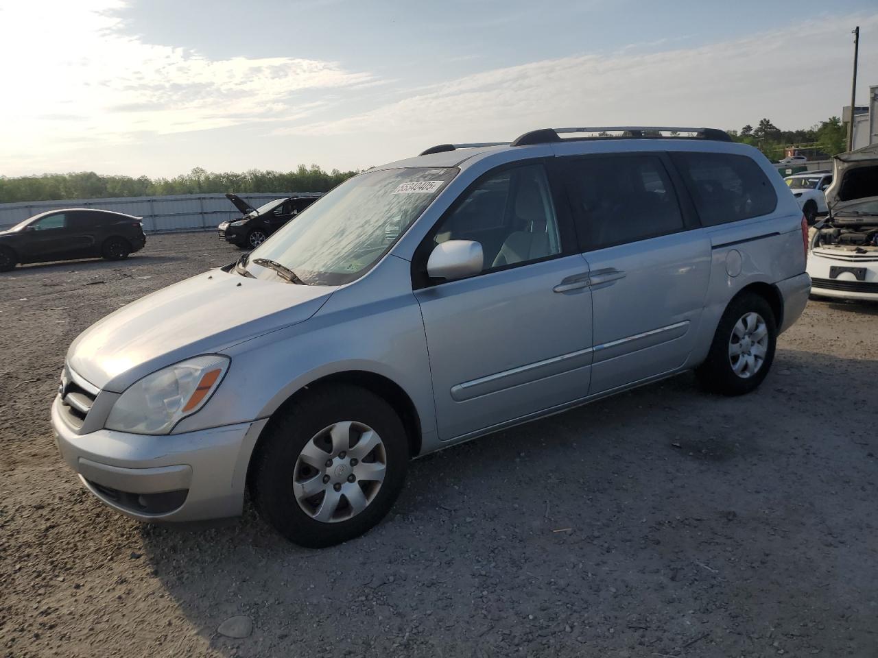 2008 Hyundai Entourage Gls for Sale in Fredericksburg, VA - Rear End