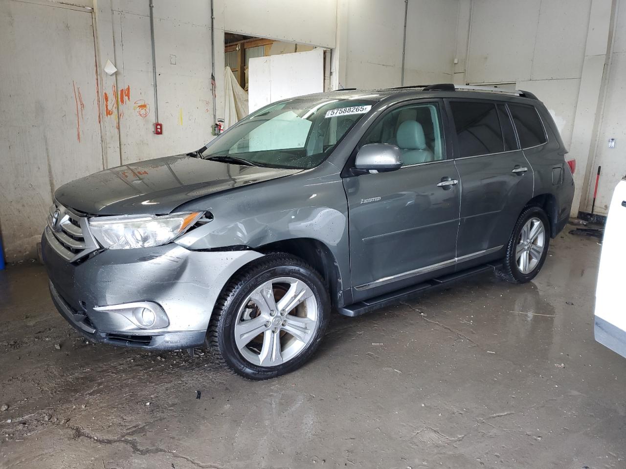 2012 Toyota Highlander Limited for Sale in Madisonville, TN - Front End