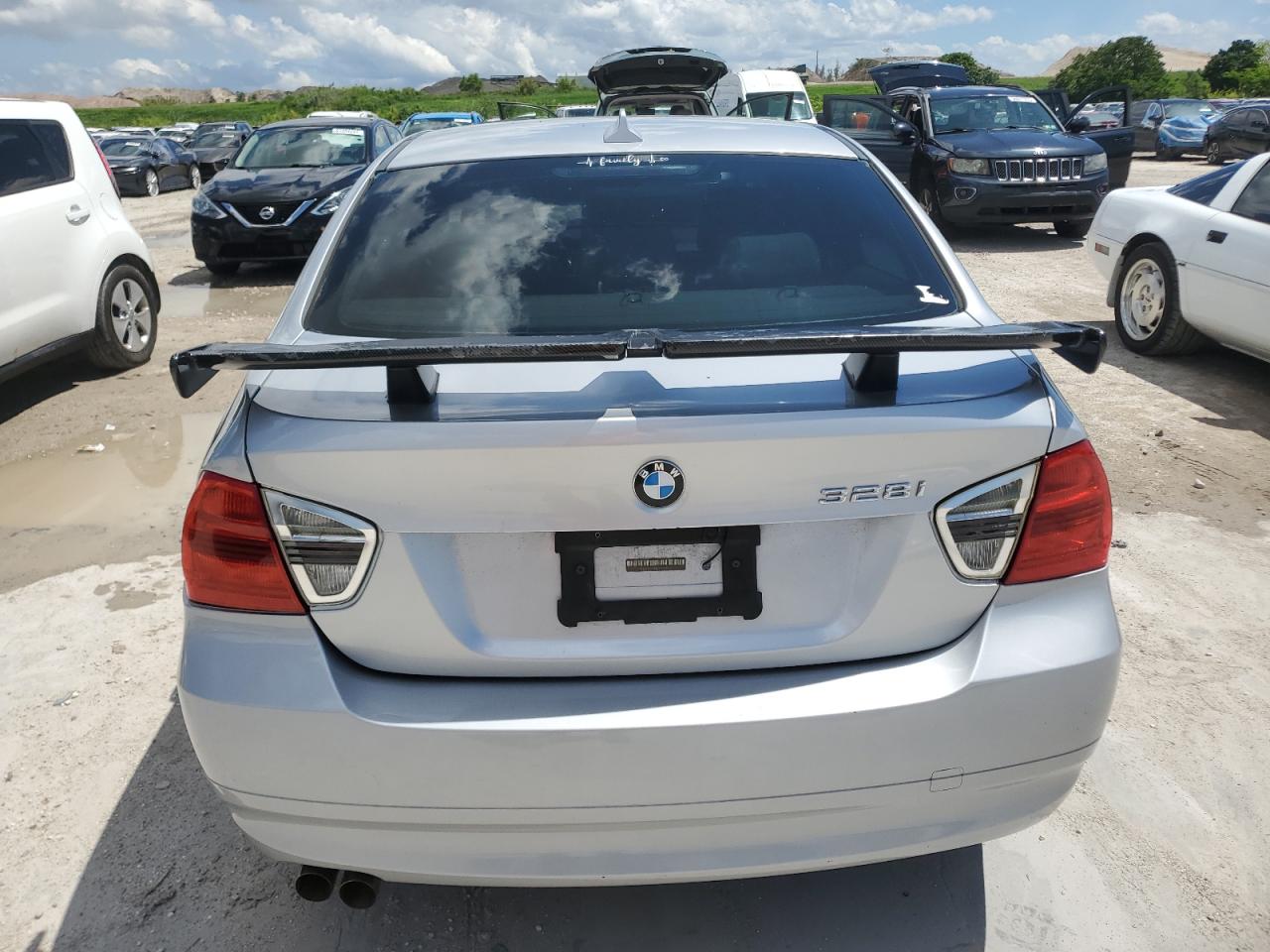 2007 BMW 328 I VIN: WBAVA33547KX76722 Lot: 56308305