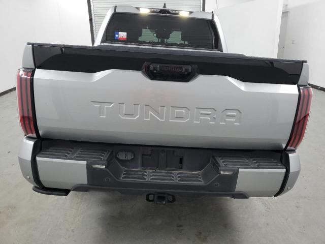  TOYOTA TUNDRA 2022 Silver