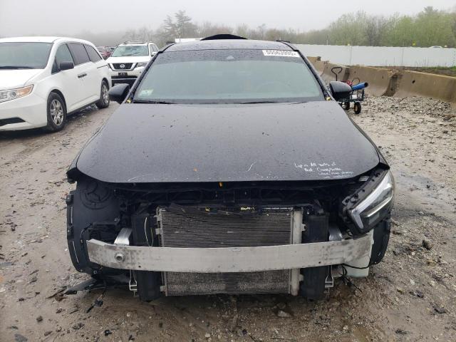  MERCEDES-BENZ A-CLASS 2019 Чорний