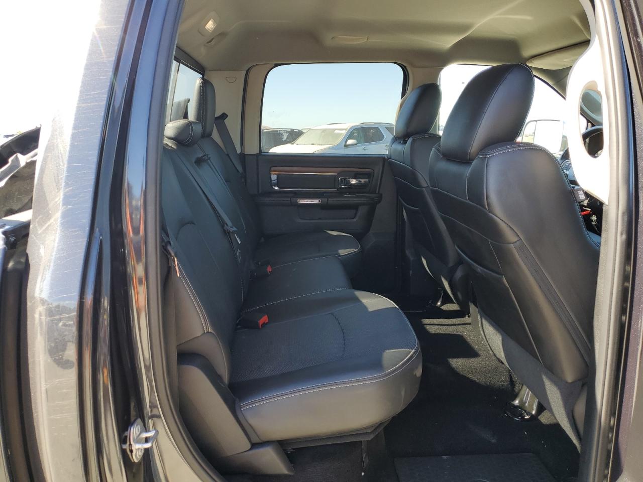 2015 Ram 1500 Laramie VIN: 1C6RR7VT4FS666856 Lot: 58083145