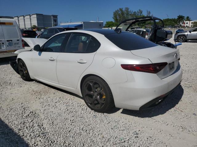  ALFA ROMEO GIULIA 2019 Biały