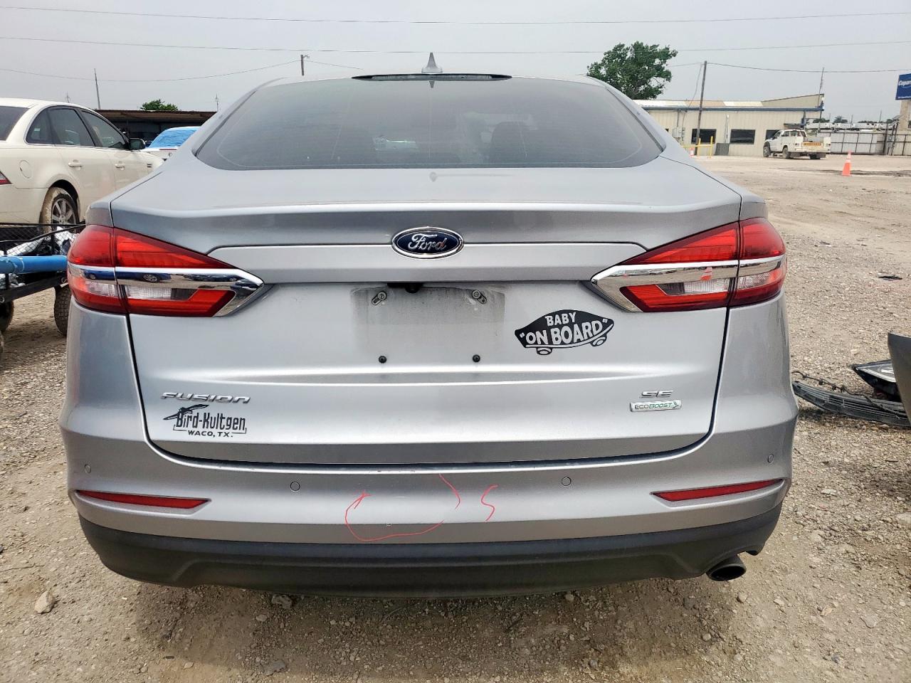 2020 Ford Fusion Se VIN: 3FA6P0HD7LR111586 Lot: 56688945