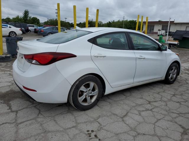  HYUNDAI ELANTRA 2015 Белый