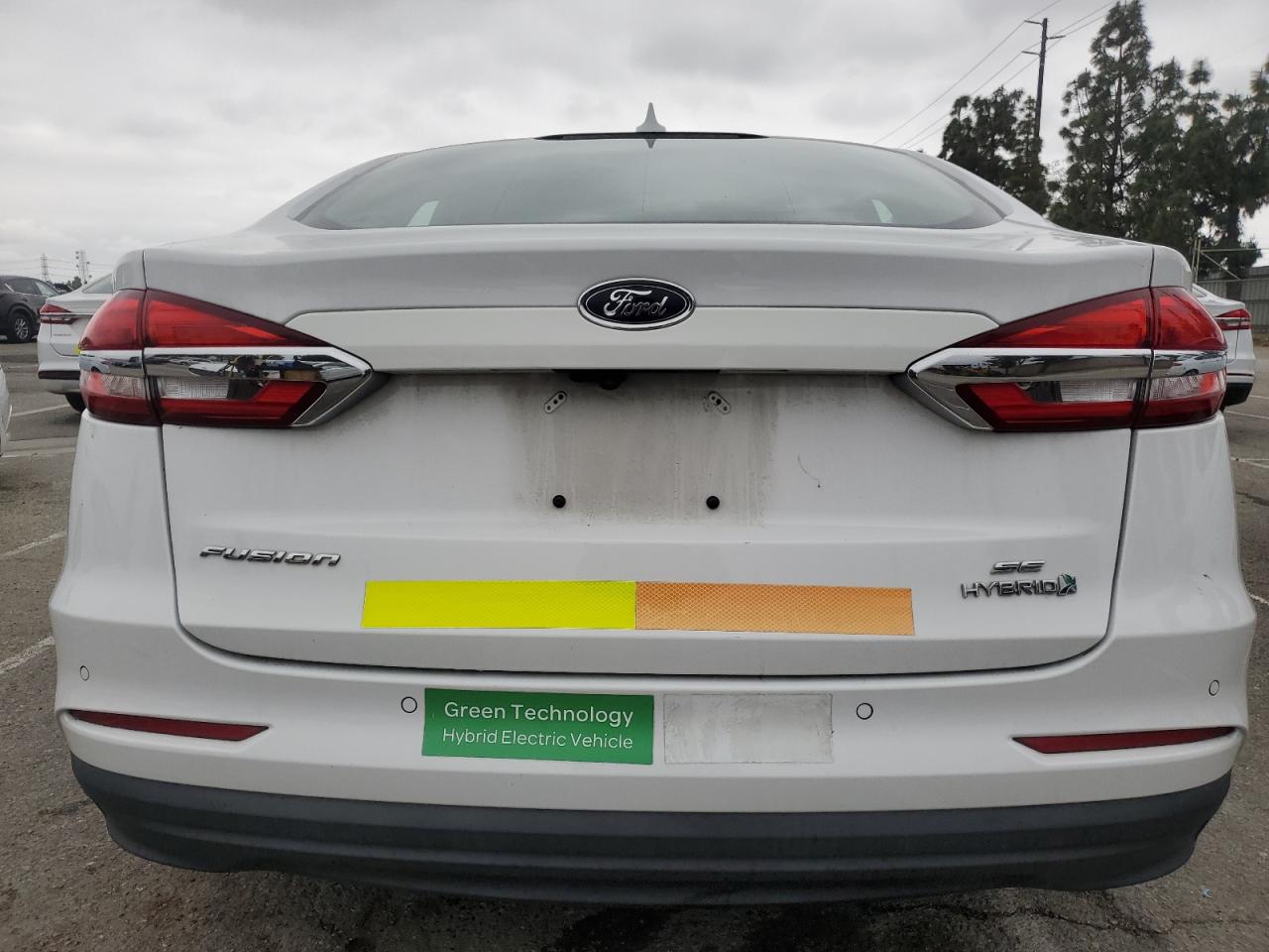 2019 Ford Fusion Se VIN: 3FA6P0LU0KR124881 Lot: 54042625