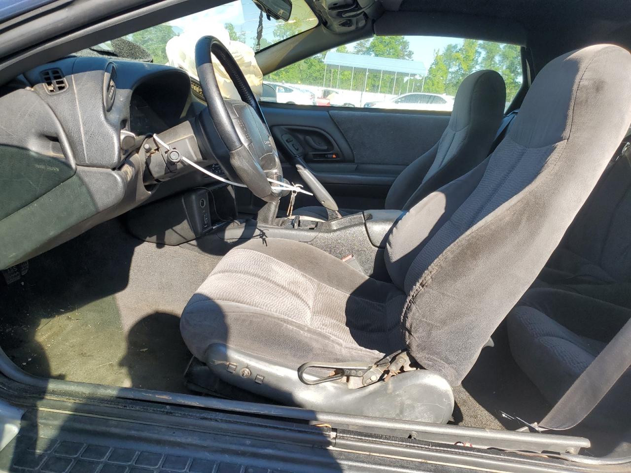 1996 Chevrolet Camaro Base VIN: 2G1FP32K8T2106147 Lot: 55968145