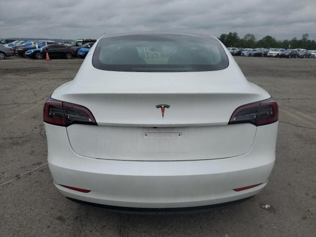  TESLA MODEL 3 2023 Biały