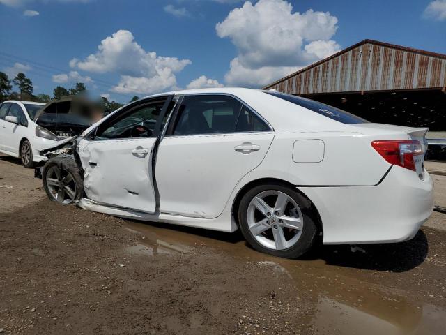  TOYOTA CAMRY 2012 Белый