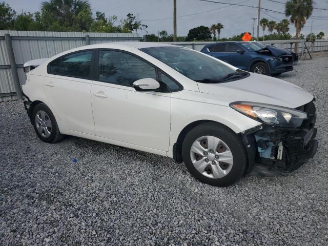  KIA FORTE 2015 Белый