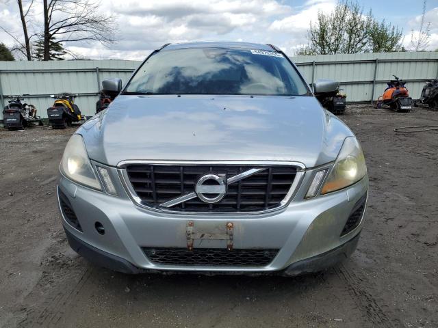  VOLVO XC60 2013 Серебристый