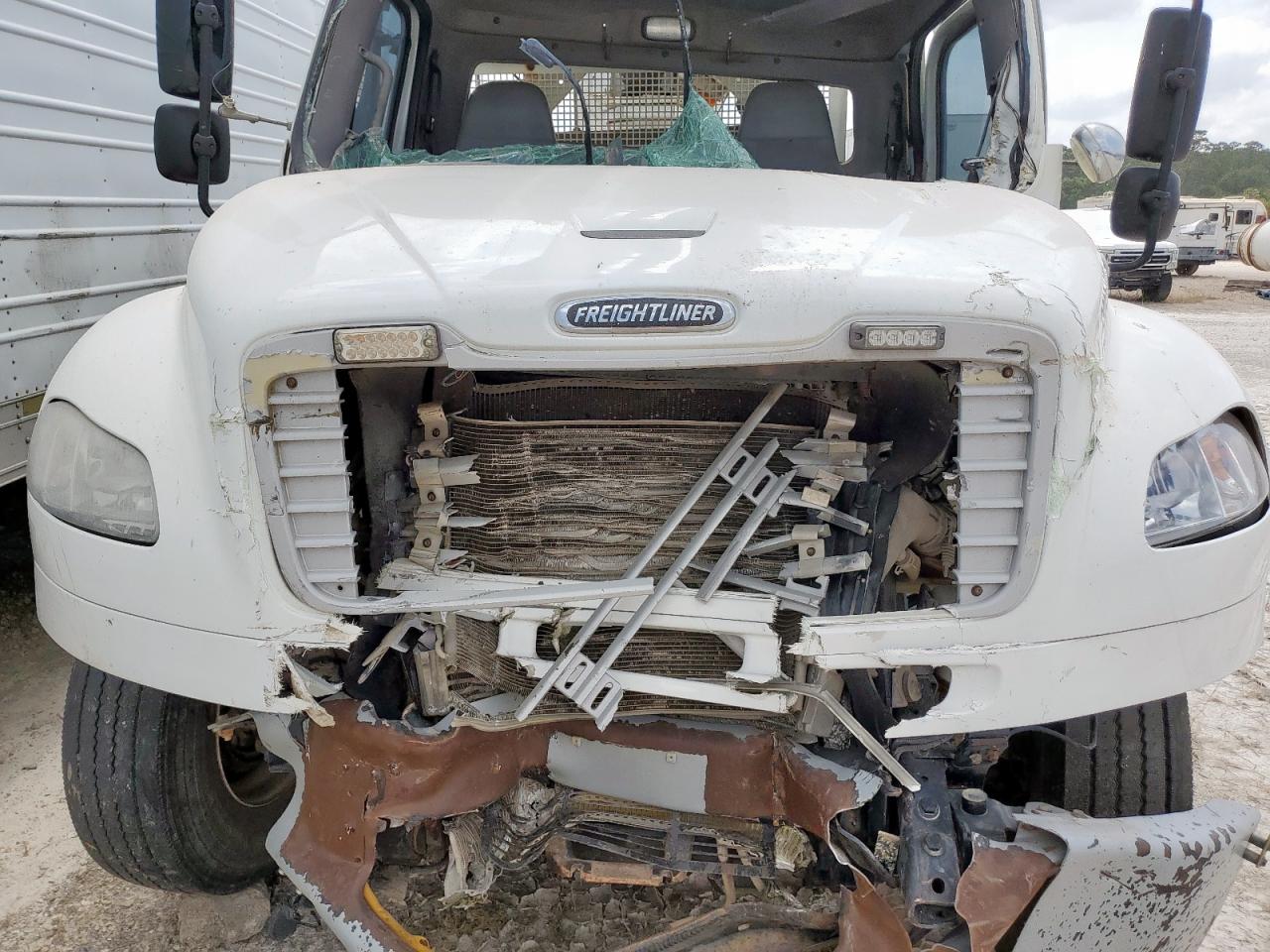 FREIGHTLINER ALL OTHER 2016 VIN 1FVACXCY9GHHD5550 photo 7