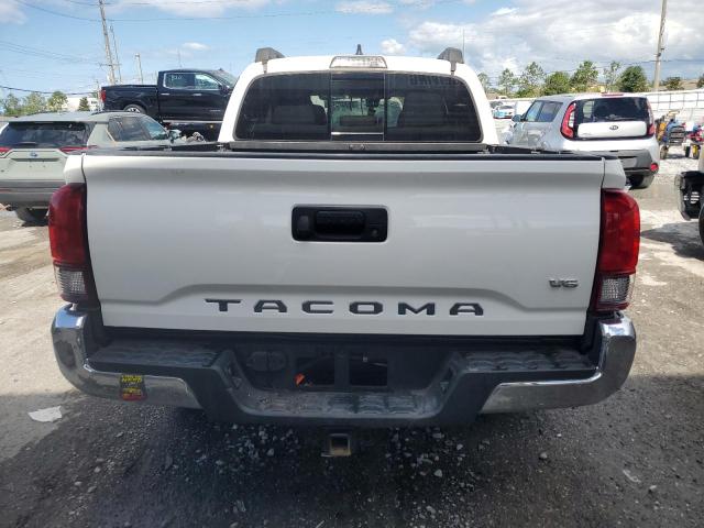  TOYOTA TACOMA 2018 Белый