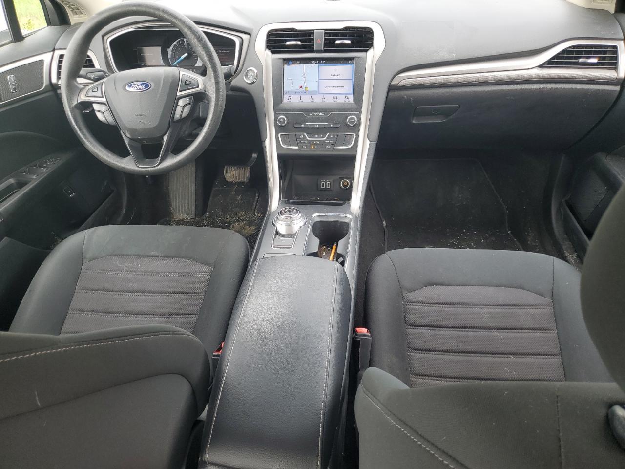 2019 Ford Fusion Se VIN: 3FA6P0LU8KR264001 Lot: 54024155