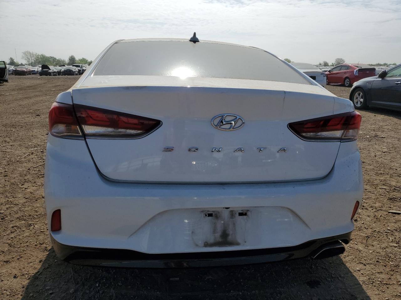 2018 Hyundai Sonata Sport VIN: 5NPE34AF9JH683263 Lot: 56801405