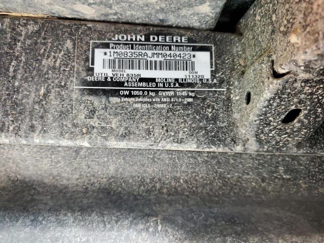 2021 JOHN DEERE XUV835R  