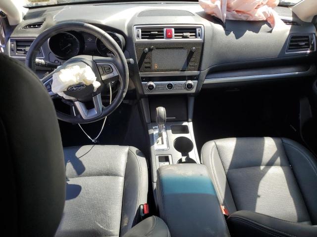Parquets SUBARU OUTBACK 2015 Silver