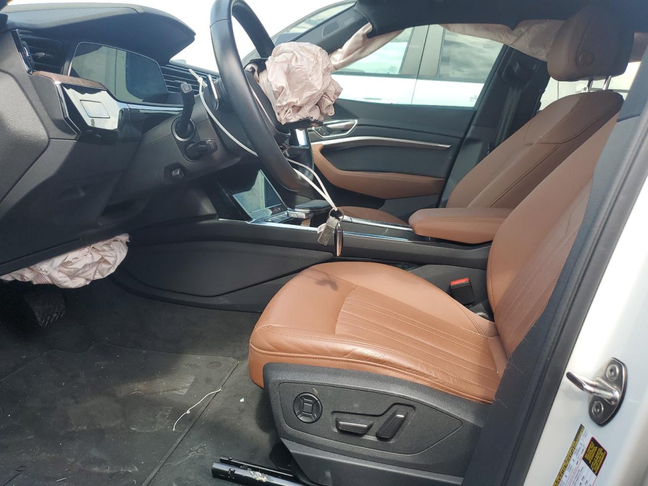 2022 Audi E-Tron Premium Plus VIN: WA1LAAGE8NB019791 Lot: 56399155