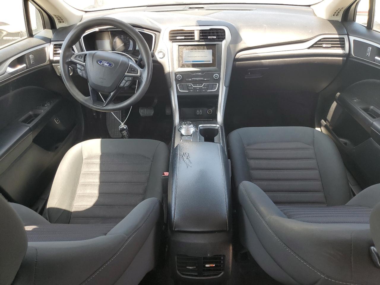 2019 Ford Fusion Se VIN: 3FA6P0LU0KR124850 Lot: 54043155